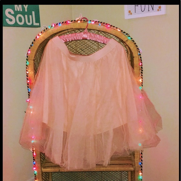 🍑NWT Rue 21 XL Beautiful Mesh Skirt! - Picture 1 of 3